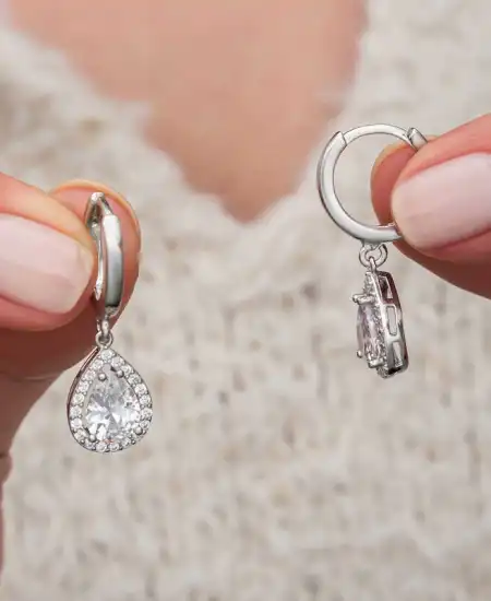 Gümüş Beyaz Zirkon Taşlı Damla Kadın Küpe