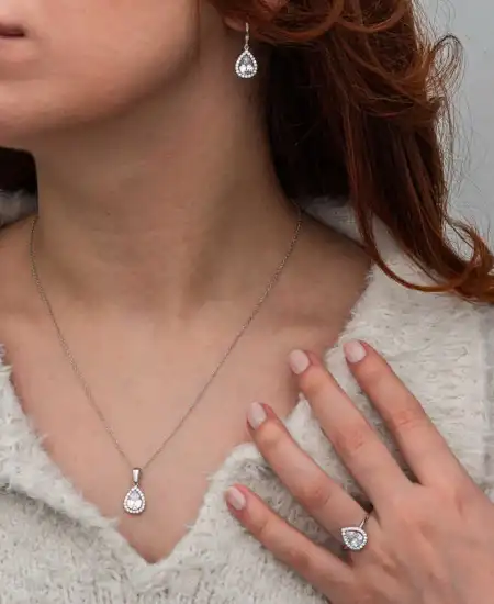 Gümüş Beyaz Zirkon Taşlı Damla Kadın Set