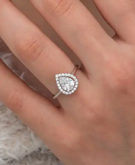 Gümüş Beyaz Zirkon Taşlı Damla Kadın Yüzük