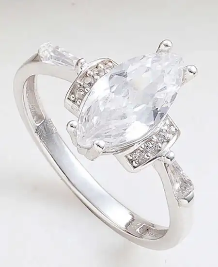 Gümüş Beyaz Zirkon Taşlı Kadın Yüzük