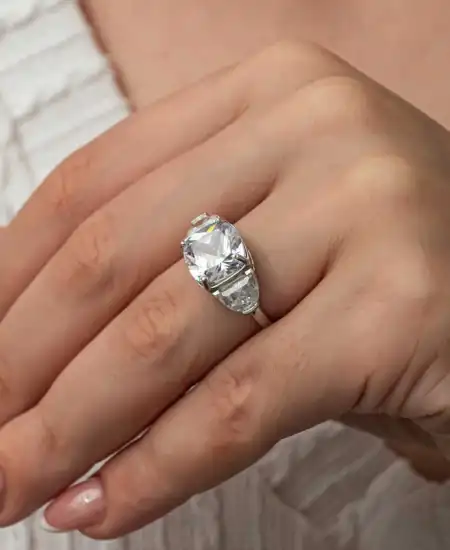 Gümüş Beyaz Zirkon Taşlı Kadın Yüzük