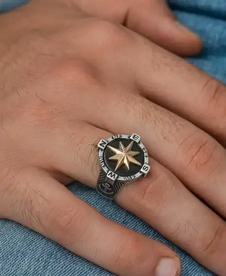 Gümüş Çapa Detaylı Pusula Erkek Yüzük