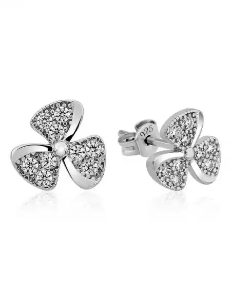 Gümüş Çiçek Çivili Bayan Küpe