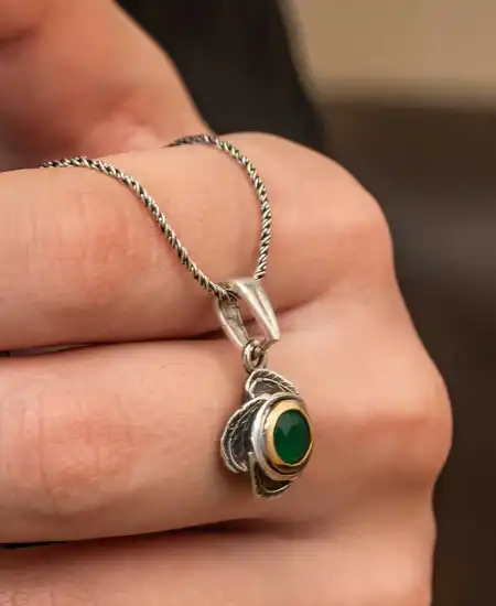 Gümüş Çiçek Desenli Otantik Kadın Kolye