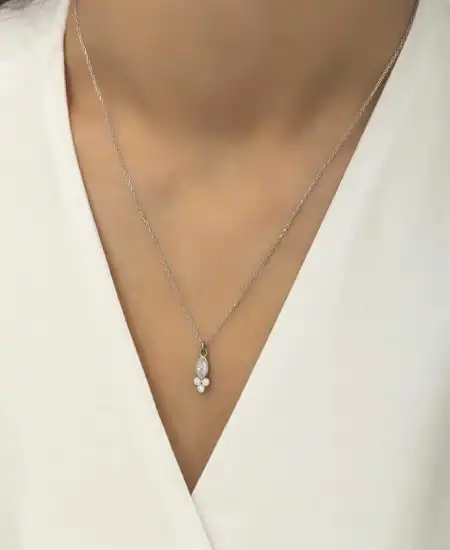 Gümüş Çiğ Damlası Mekik Tektaş Bayan Kolye