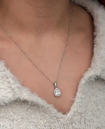 Gümüş Damla Beyaz Zirkon Taşlı Kadın Kolye