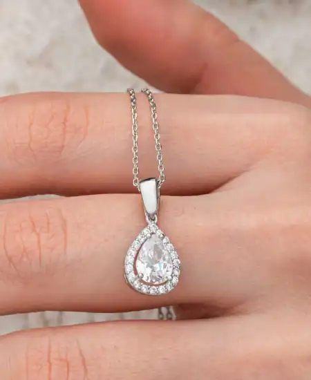 Gümüş Damla Beyaz Zirkon Taşlı Kadın Kolye