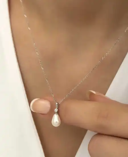 Gümüş Damla İnci Bayan Kolye