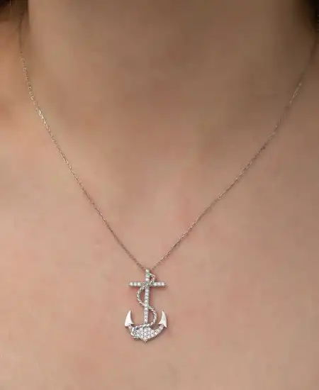 Gümüş Deniz Çapası Bayan Kolye