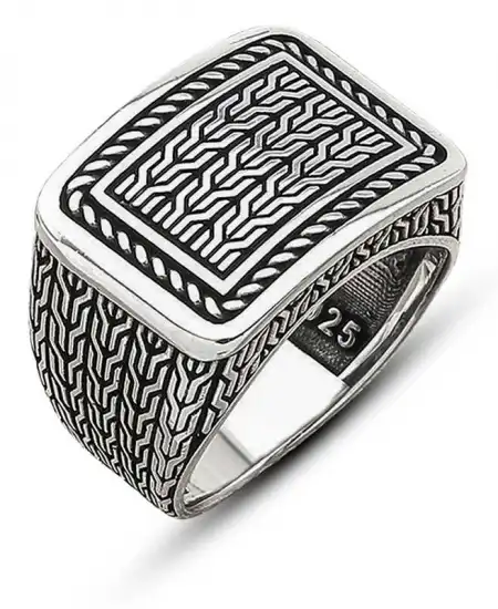 Gümüş Desenli Erkek Yüzük