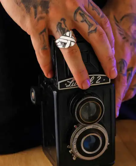 Gümüş Desenli Erkek Yüzük