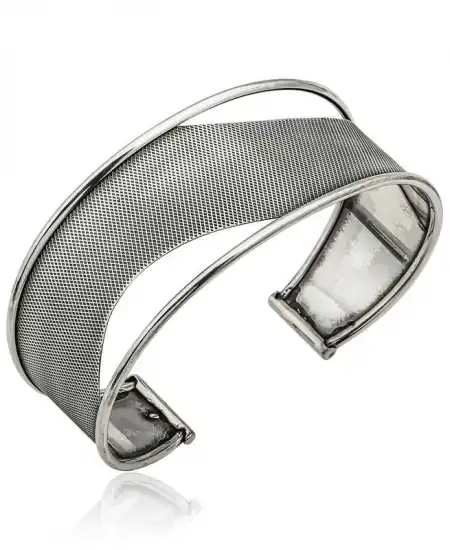 Gümüş Eskitme Desenli Bayan Bilezik