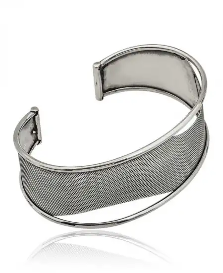 Gümüş Eskitme Desenli Bayan Bilezik