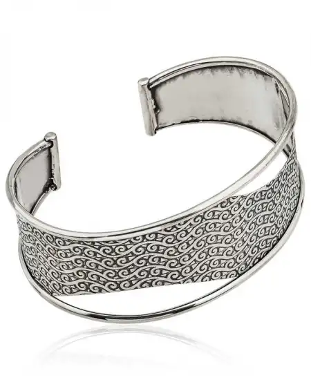 Gümüş Eskitme Desenli Bayan Bilezik