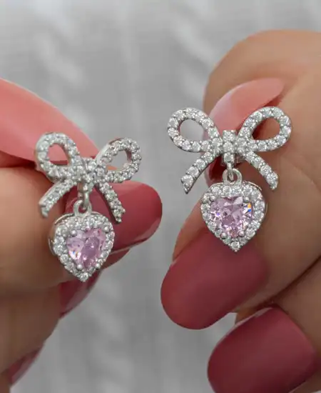 Gümüş Fiyonk Pembe Taşlı Kalpli Çivili Kadın Küpe