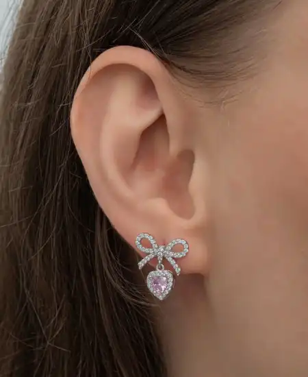 Gümüş Fiyonk Pembe Taşlı Kalpli Çivili Kadın Küpe