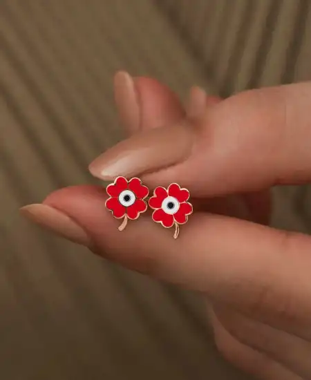 Gümüş Fosforlu Kırmızı Yonca Küpe