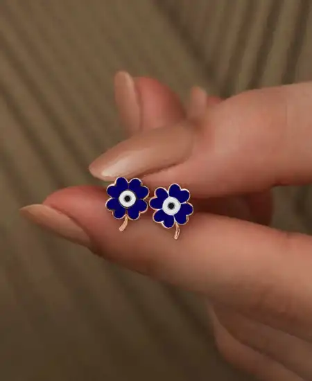 Gümüş Fosforlu Lacivert Yonca Küpe