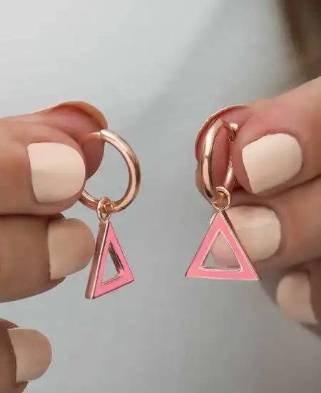 Gümüş Fosforlu Pembe Üçgen Küpe