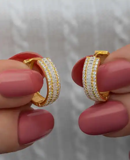 Gümüş Gold Baget Sıra Taşlı Halka Küpe