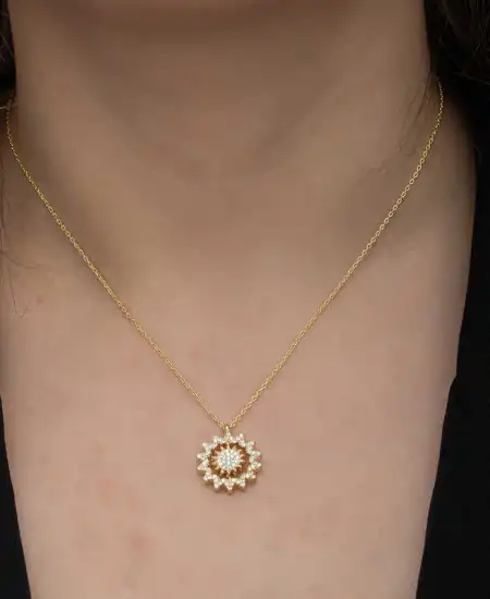 Gümüş Gold Güneş Kadın Kolye