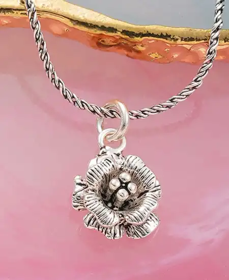 Gümüş Gül Kadın Kolye