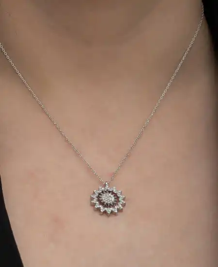 Gümüş Güneş Kadın Kolye