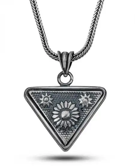 Gümüş Güneş Motifli Cevşen Kolye