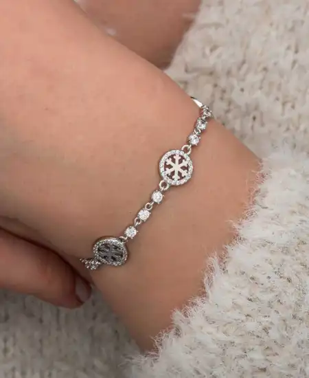 Gümüş Halka İçinde Kar Tanesi Kadın Bileklik