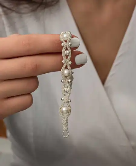 Gümüş İnci Kazaziye Örgü Bileklik