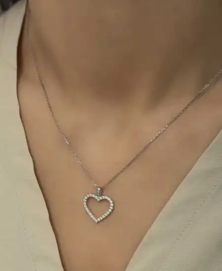 Gümüş Kalp Bayan Kolye