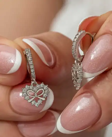 Gümüş Kalp Kurdele Sallantılı Kadın Küpe