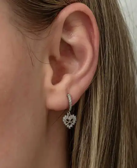 Gümüş Kalp Kurdele Sallantılı Kadın Küpe