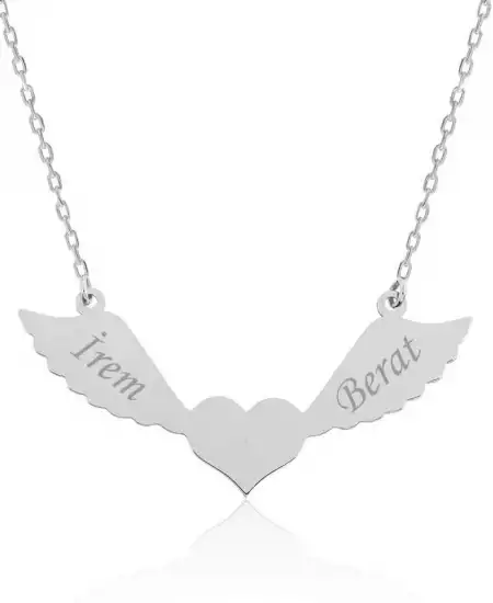 Gümüş Kanatlı Kalp İsimli Bayan Kolye