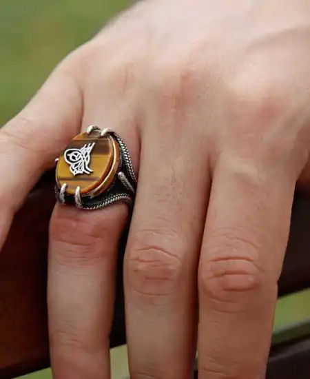 Gümüş Kaplan Gözü Taşlı Tuğralı Erkek Yüzük