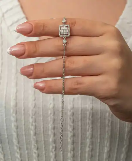 Gümüş Kare Baget Taşlı Kadın Bileklik