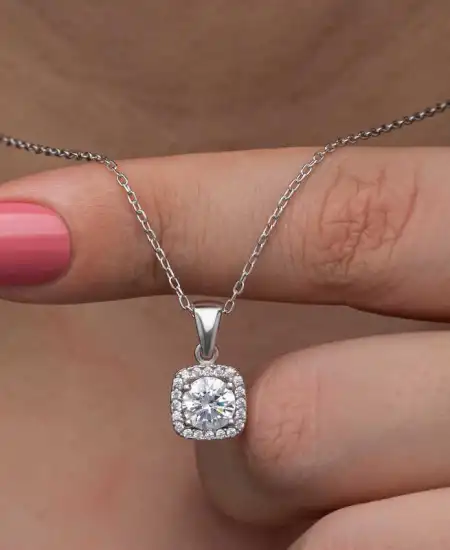 Gümüş Kare Montür Tek Taş Kadın Kolye