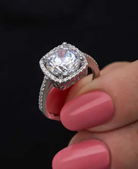 Gümüş Kare Montür Tek Taş Kadın Yüzük