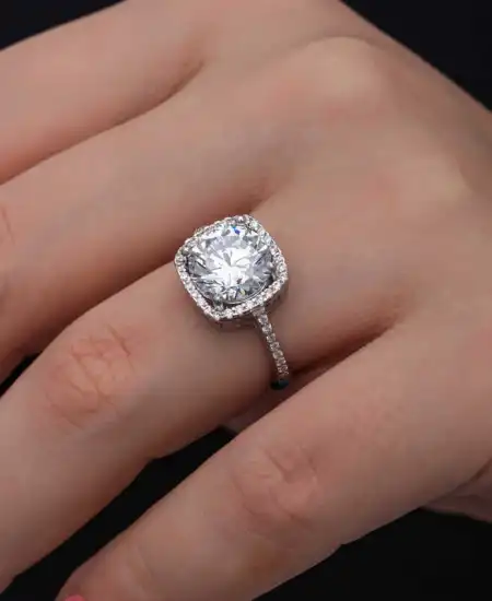 Gümüş Kare Montür Tek Taş Kadın Yüzük