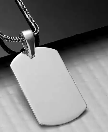 Gümüş Kare Plaka Kolye