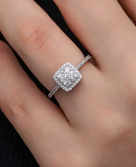 Gümüş Kare Zirkon Taşlı Kadın Yüzük