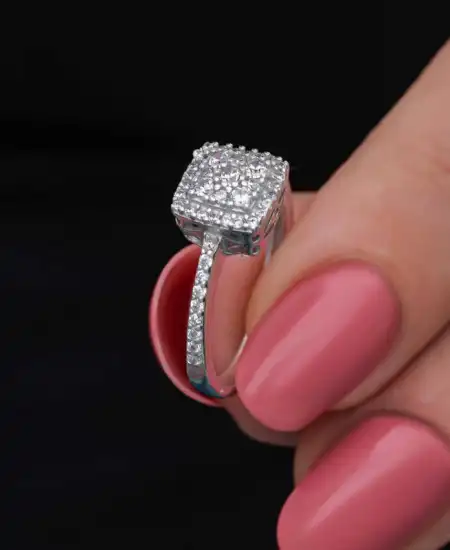 Gümüş Kare Zirkon Taşlı Kadın Yüzük