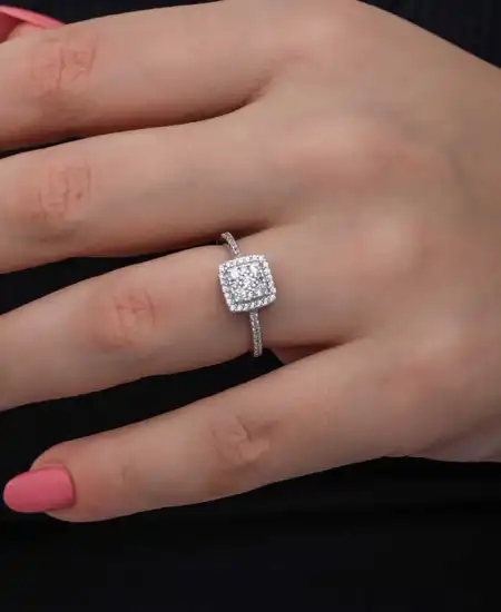 Gümüş Kare Zirkon Taşlı Kadın Yüzük