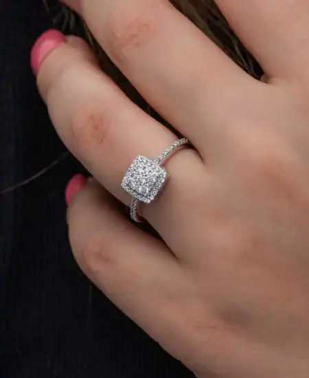 Gümüş Kare Zirkon Taşlı Kadın Yüzük