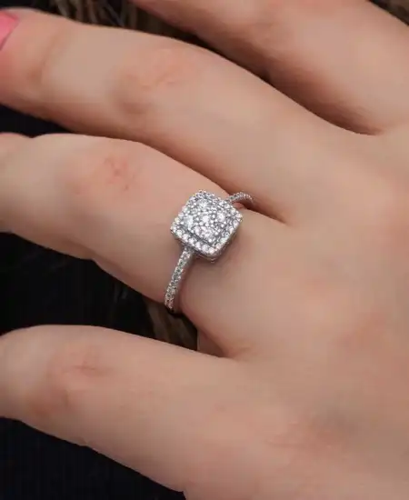 Gümüş Kare Zirkon Taşlı Kadın Yüzük