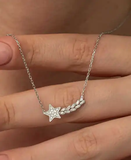 Gümüş Kayan Yıldız Kadın Kolye