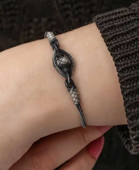 Gümüş Kazaziye Örgü Bileklik