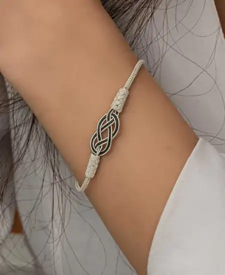 Gümüş Kazaziye Örgü Bileklik