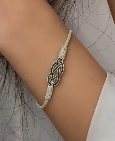 Gümüş Kazaziye Örgü Bileklik