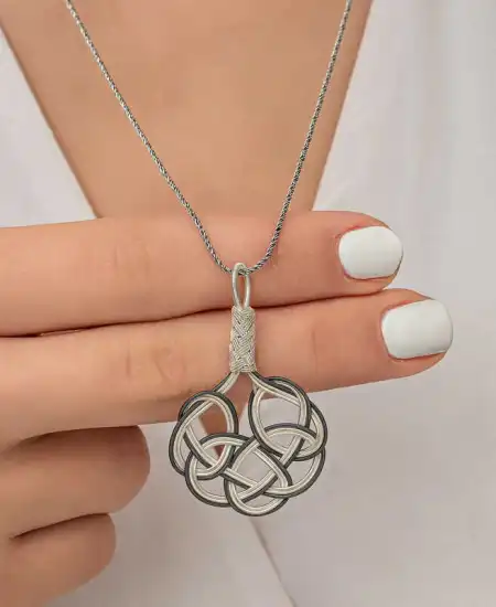 Gümüş Kazaziye Örgü Kadın Kolye